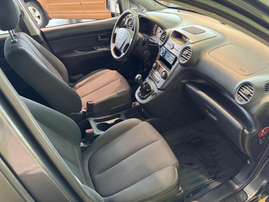 Kia Carens II (UN) Чебоксары  - изображение 22