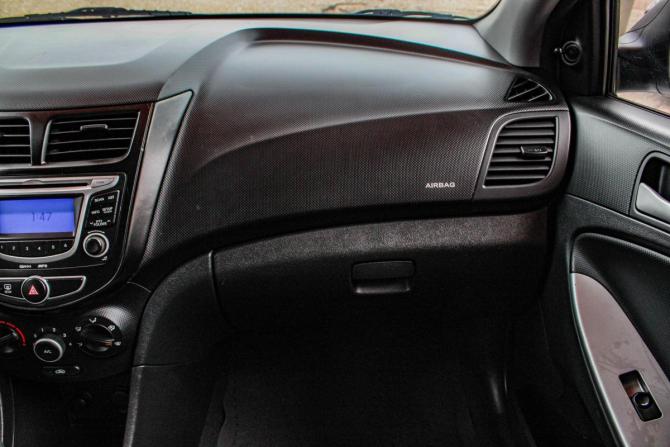 Hyundai Solaris I с пробегом 2014 года, цена 749 000 рублей, 130419 км, хэтчбек, Автокод Объявления