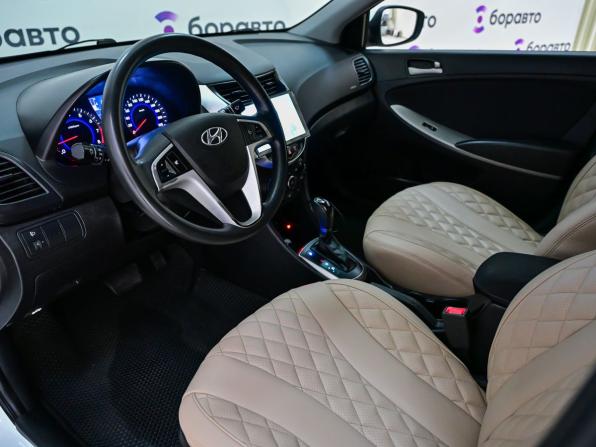 Hyundai Solaris I Рестайлинг с пробегом 2015 года, цена 1 140 000 рублей, 146653 км, седан, Автокод Объявления