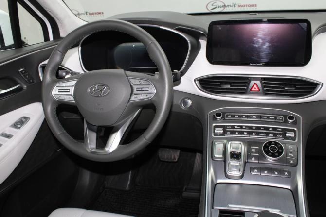 Hyundai Santa Fe IV Рестайлинг с пробегом 2021 года, цена 4 700 000 рублей, 10000 км, внедорожник, Автокод Объявления