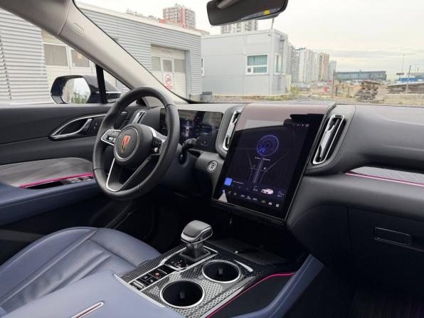 Hongqi HS3 с пробегом 2024 года, цена 2 945 000 рублей, 3515 км, внедорожник, Автокод Объявления