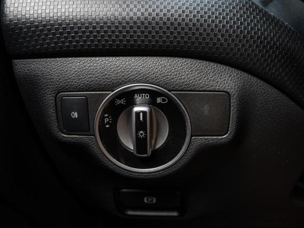 Mercedes-Benz A-Класс III (W176) с пробегом 2013 года, цена 1 350 000 рублей, 224213 км, хэтчбек, Автокод Объявления