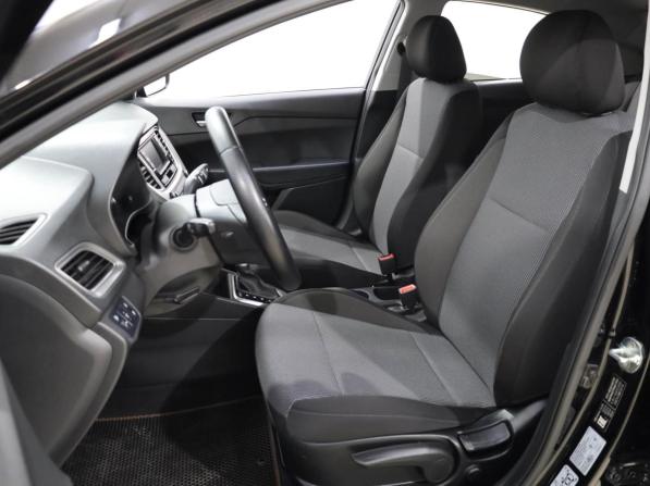 Hyundai Solaris II Рестайлинг с пробегом 2021 года, цена 1 659 000 рублей, 73191 км, седан, Автокод Объявления