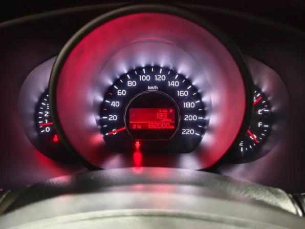 Kia Soul II Рестайлинг с пробегом 2017 года, цена 1 440 000 рублей, 131999 км, хэтчбек, Автокод Объявления