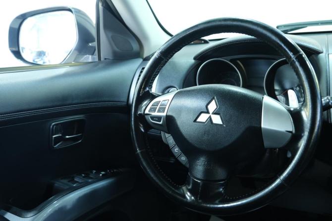 Mitsubishi Outlander II Рестайлинг с пробегом 2010 года, цена 1 249 000 рублей, 193000 км, внедорожник, Автокод Объявления