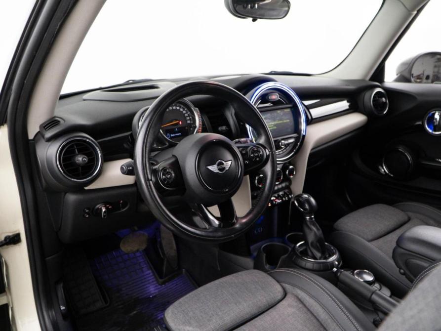 Mini Hatch III (F55/F56) Москва  - изображение 6