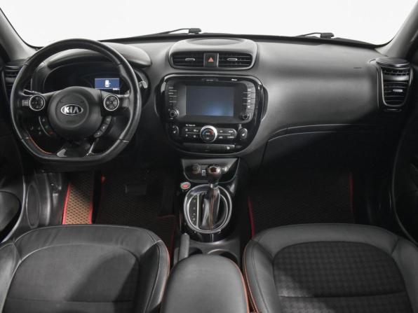Kia Soul II Рестайлинг с пробегом 2017 года, цена 1 350 000 рублей, 92359 км, хэтчбек, Автокод Объявления