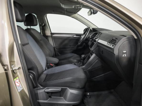 Volkswagen Tiguan II с пробегом 2020 года, цена 2 099 000 рублей, 171830 км, внедорожник, Автокод Объявления