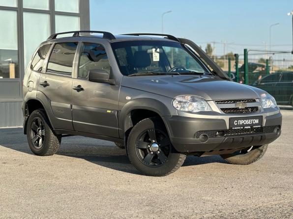 Chevrolet Niva I Рестайлинг с пробегом 2017 года, цена 849 000 рублей, 73287 км, внедорожник, Автокод Объявления