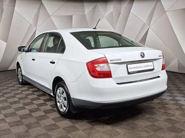 Skoda Rapid I с пробегом 2015 года, цена 589 000 рублей, 313645 км, лифтбек, Автокод Объявления