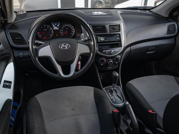 Hyundai Solaris I с пробегом 2013 года, цена 820 000 рублей, 204992 км, седан, Автокод Объявления