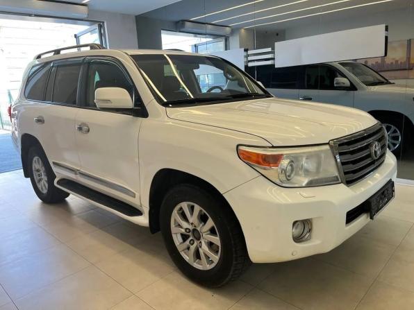Toyota Land Cruiser 200 Series Рестайлинг 1 с пробегом 2014 года, цена 3 350 000 рублей, 286000 км, внедорожник, Автокод Объявления