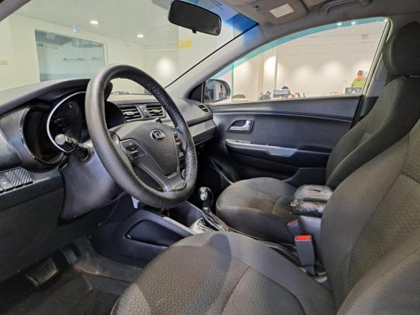 Kia Rio III Рестайлинг с пробегом 2017 года, цена 1 080 000 рублей, 178590 км, седан, Автокод Объявления