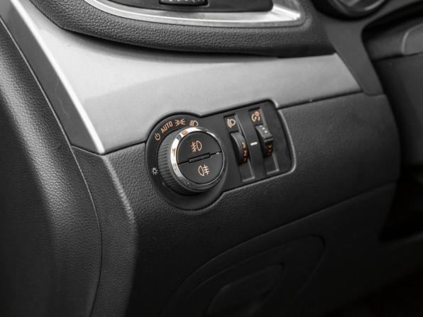 Opel Mokka I с пробегом 2014 года, цена 1 420 000 рублей, 34605 км, внедорожник, Автокод Объявления