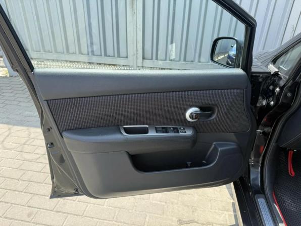 Nissan Tiida I Рестайлинг с пробегом 2010 года, цена 599 000 рублей, 333204 км, хэтчбек, Автокод Объявления