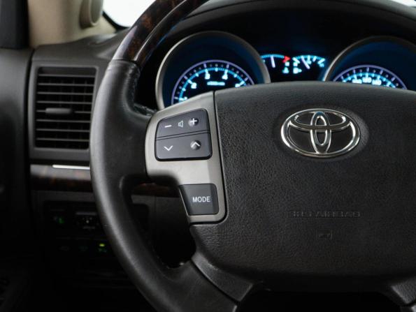 Toyota Land Cruiser 200 Series с пробегом 2010 года, цена 3 180 046 рублей, 298156 км, внедорожник, Автокод Объявления