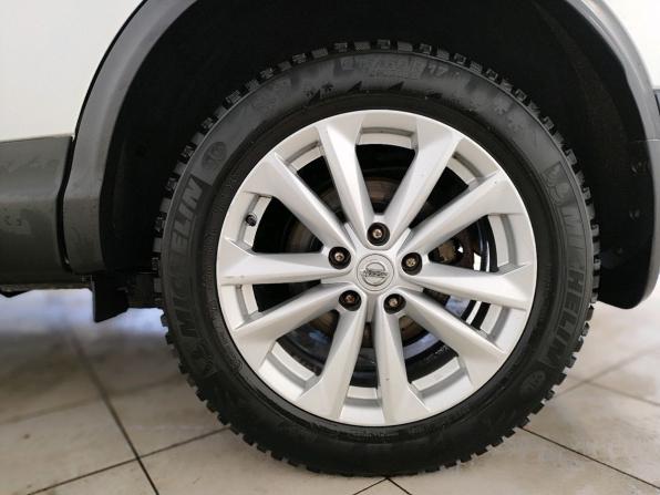 Nissan Qashqai II с пробегом 2017 года, цена 1 689 000 рублей, 90230 км, внедорожник, Автокод Объявления
