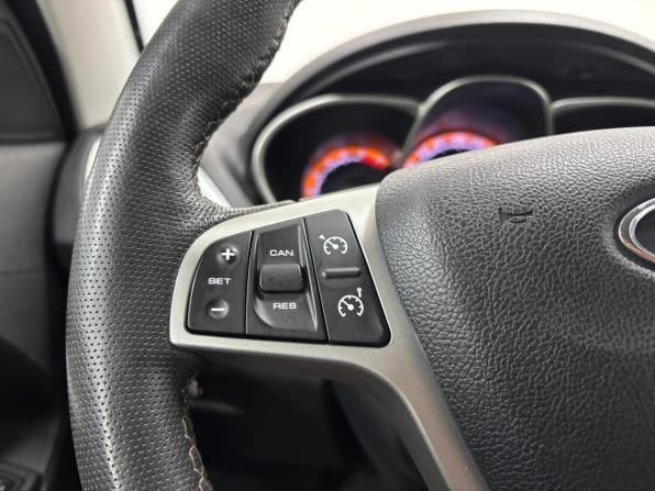 Lada (ВАЗ) Vesta I с пробегом 2020 года, цена 1 170 000 рублей, 79405 км, универсал, Автокод Объявления