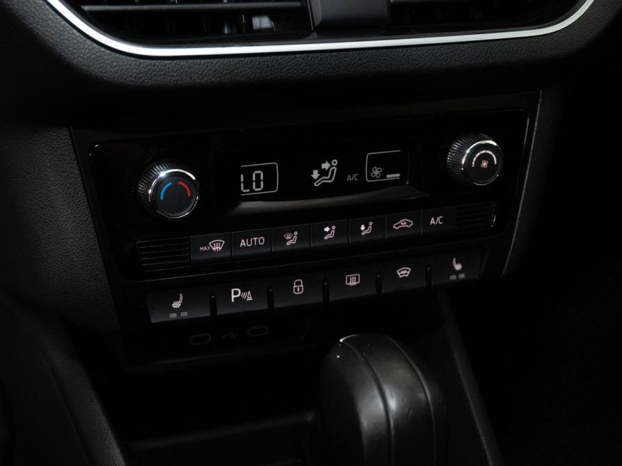 Volkswagen Polo VI Казань  - изображение 11