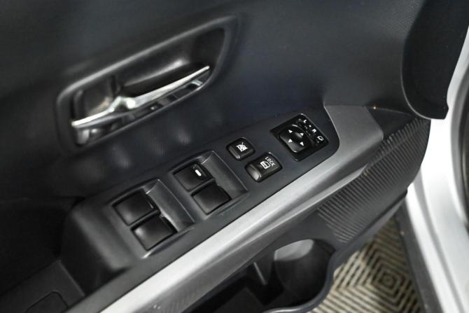 Mitsubishi Outlander II с пробегом 2006 года, цена 950 000 рублей, 285055 км, внедорожник, Автокод Объявления