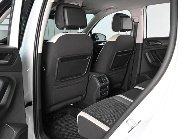 Volkswagen Tiguan II с пробегом 2018 года, цена 2 299 000 рублей, 145369 км, внедорожник, Автокод Объявления