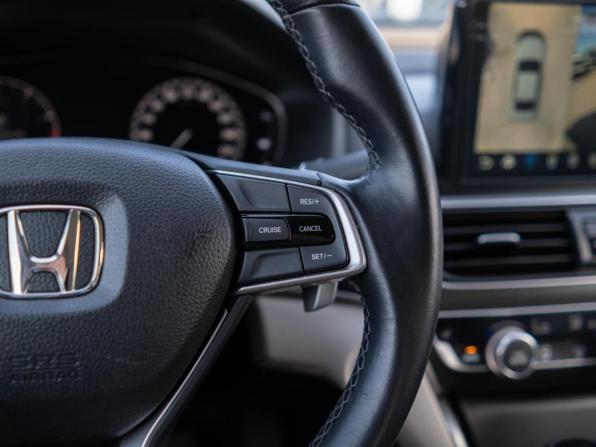 Honda Accord X с пробегом 2018 года, цена 2 150 000 рублей, 124187 км, седан, Автокод Объявления