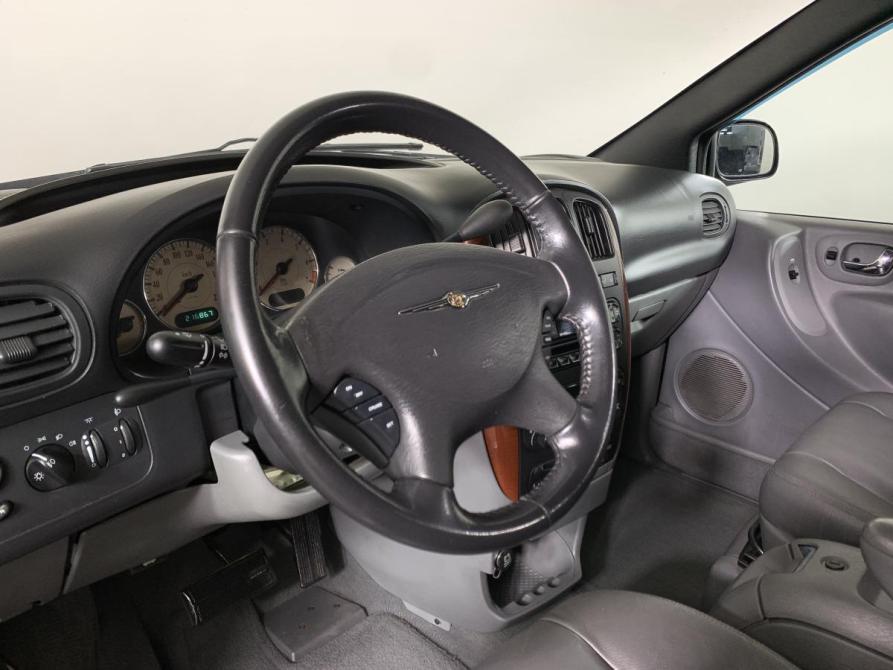 Chrysler Voyager IV Рестайлинг Москва  - изображение 11
