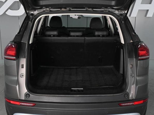 Geely Atlas Pro с пробегом 2022 года, цена 1 899 000 рублей, 55503 км, внедорожник, Автокод Объявления