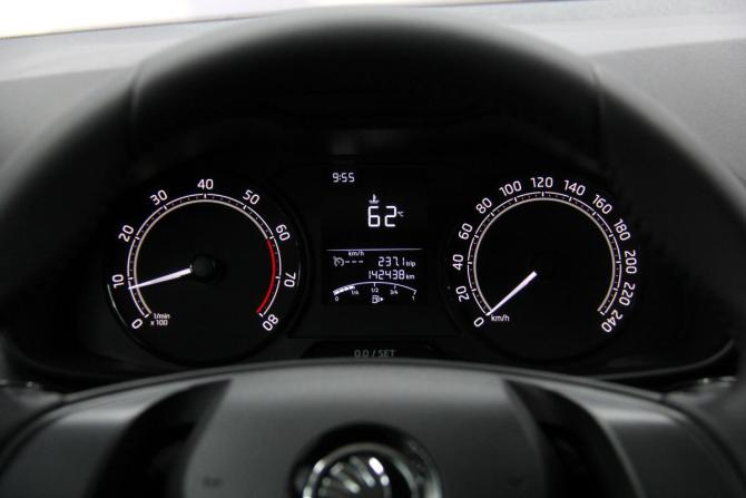 Skoda Rapid II с пробегом 2021 года, цена 1 482 300 рублей, 142000 км, лифтбек, Автокод Объявления