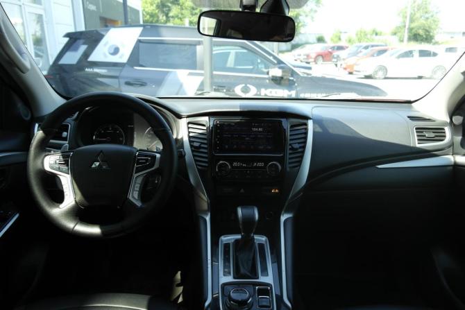 Mitsubishi Pajero Sport III с пробегом 2019 года, цена 2 919 000 рублей, 131000 км, внедорожник, Автокод Объявления