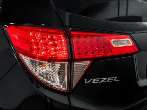 Honda Vezel I с пробегом 2017 года, цена 1 600 000 рублей, 130174 км, внедорожник, Автокод Объявления
