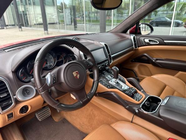 Porsche Cayenne II (958) с пробегом 2013 года, цена 2 700 000 рублей, 181000 км, внедорожник, Автокод Объявления