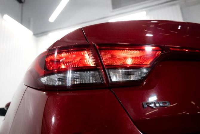 Kia Rio IV Рестайлинг с пробегом 2021 года, цена 1 499 000 рублей, 183114 км, седан, Автокод Объявления