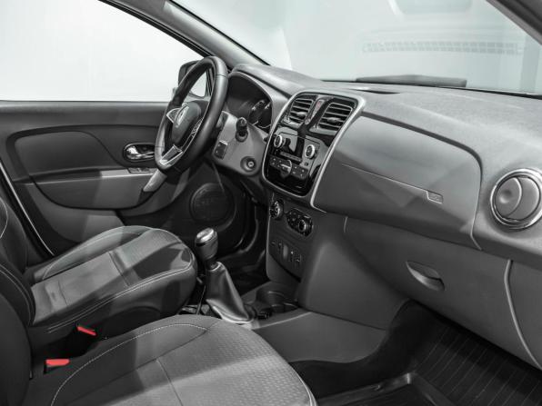 Renault Logan II Рестайлинг с пробегом 2020 года, цена 845 128 рублей, 87005 км, седан, Автокод Объявления