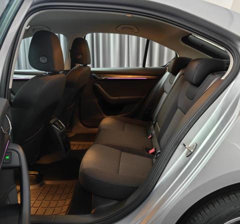 Skoda Octavia III (A7) Рестайлинг с пробегом 2018 года, цена 2 245 000 рублей, 83123 км, лифтбек, Автокод Объявления