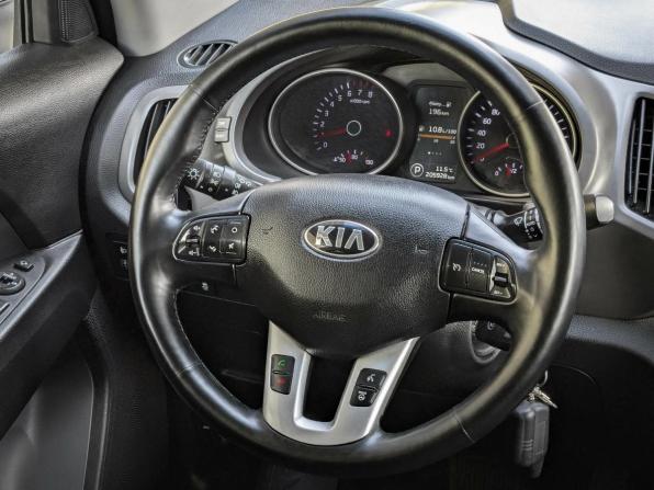 Kia Sportage III Рестайлинг с пробегом 2014 года, цена 1 380 000 рублей, 205000 км, внедорожник, Автокод Объявления