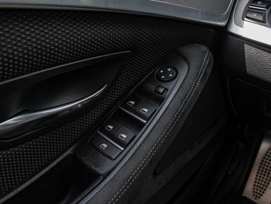 BMW 5 серии VI (F10/F11/F07) Рестайлинг Краснодар  - изображение 23