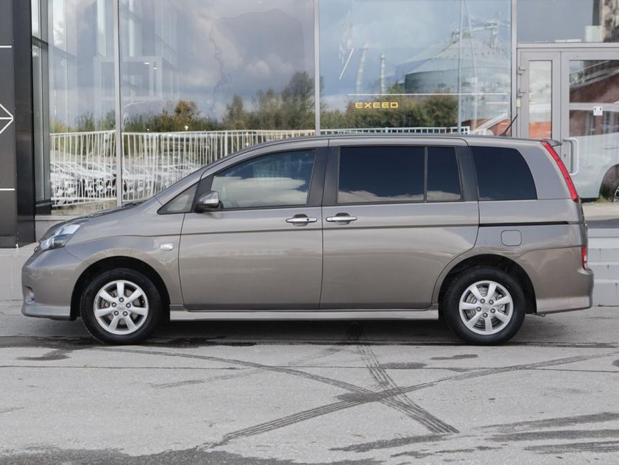 Toyota ISis I Рестайлинг Новосибирск  - изображение 8