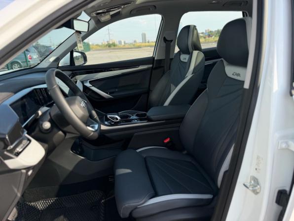 Geely Atlas II с пробегом 2024 года, цена 3 199 000 рублей, 4269 км, внедорожник, Автокод Объявления