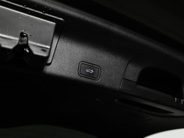 Geely Atlas Pro с пробегом 2023 года, цена 2 348 790 рублей, 16981 км, внедорожник, Автокод Объявления