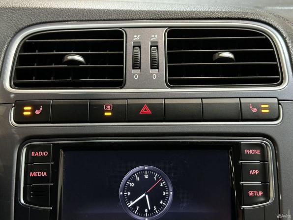 Volkswagen Polo V Рестайлинг с пробегом 2018 года, цена 1 325 000 рублей, 96269 км, седан, Автокод Объявления