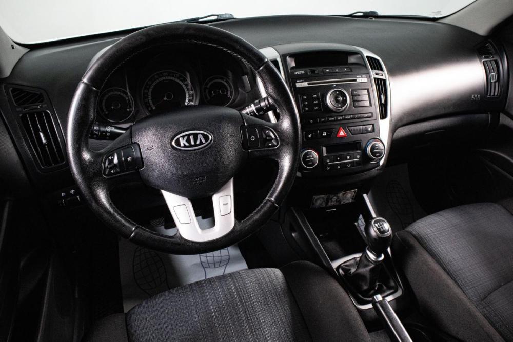 Kia Ceed I Рестайлинг Сургут  - изображение 11