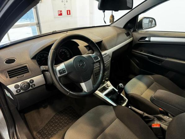 Opel Astra H Рестайлинг с пробегом 2014 года, цена 499 000 рублей, 187178 км, седан, Автокод Объявления