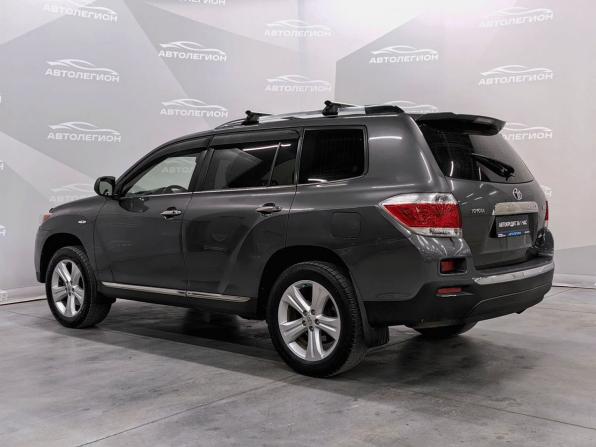 Toyota Highlander II (XU40) Рестайлинг с пробегом 2011 года, цена 2 125 000 рублей, 319030 км, внедорожник, Автокод Объявления