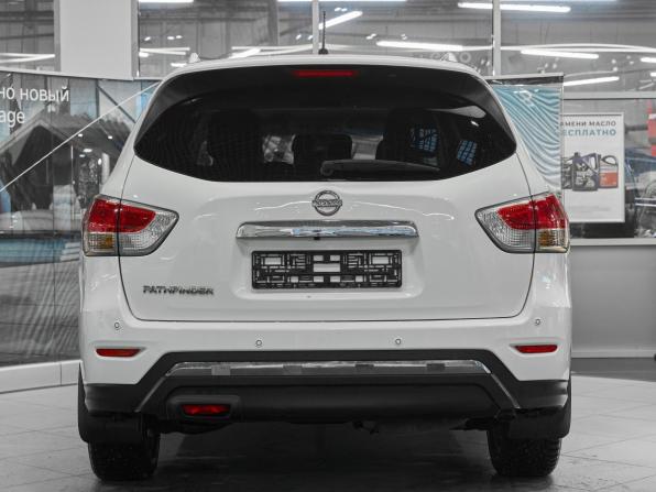 Nissan Pathfinder IV с пробегом 2016 года, цена 1 749 000 рублей, 138800 км, внедорожник, Автокод Объявления