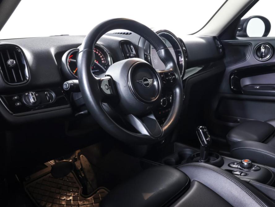 Mini Countryman II Рестайлинг Москва  - изображение 15