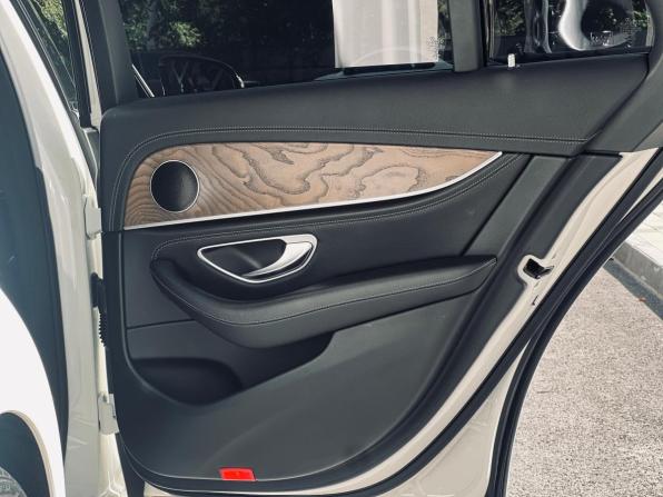 Mercedes-Benz E-Класс V (W213 S213 C238) с пробегом 2017 года, цена 2 950 000 рублей, 107832 км, седан, Автокод Объявления