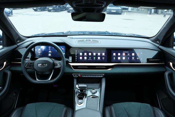 Geely Monjaro I с пробегом 2023 года, цена 3 130 000 рублей, 34069 км, внедорожник, Автокод Объявления