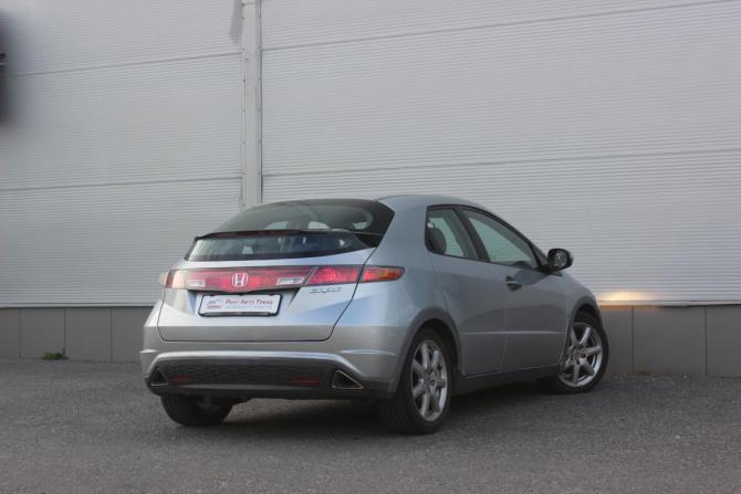 Honda Civic VIII с пробегом 2008 года, цена 597 000 рублей, 223690 км, хэтчбек, Автокод Объявления
