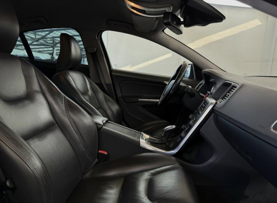 Volvo S60 II Москва  - изображение 11